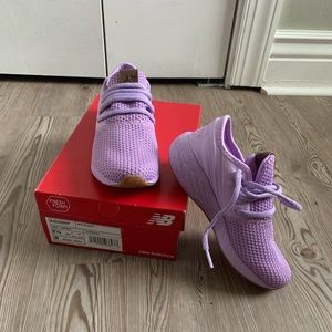 Kids New Balance shoes size 2 1/2